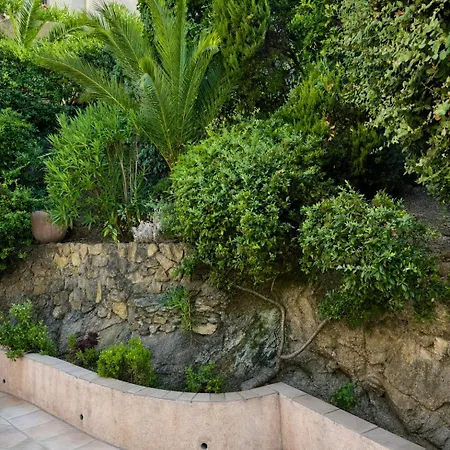 Provencale Avec Piscine , A Pied *